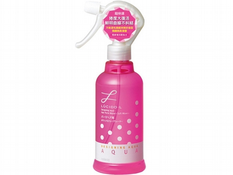 LUCIDO-L 樂絲朵~捲度復活髮妝水(250ml) LUCIDO-L 樂絲朵~捲度復活髮妝水(250ml)