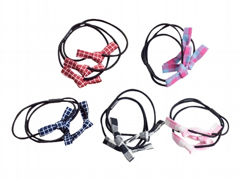 格紋蝴蝶結三圈髮圈(1入)  顏色隨機出貨 格紋蝴蝶結三圈髮圈(1入)  顏色隨機出貨