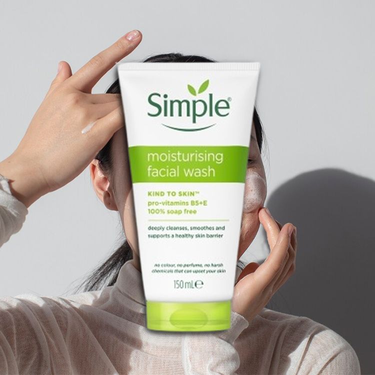 Simple 清妍~溫和保濕潔顏乳(150ml) Simple 清妍~溫和保濕潔顏乳(150ml)