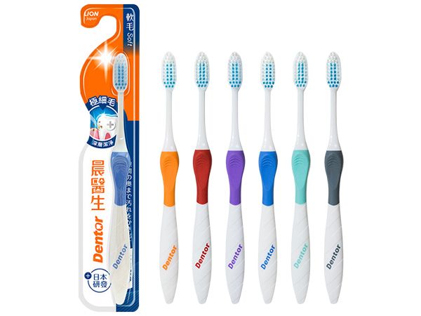 日本 LION 獅王~晨醫生專業潔淨牙刷(1支入) 顏色隨機出貨 日本 LION 獅王~晨醫生專業潔淨牙刷(1支入) 顏色隨機出貨