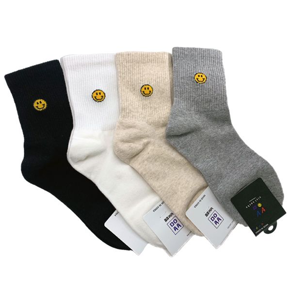 AMICA ~1226#笑臉羅紋素面中筒襪(1雙入) 款式可選 AMICA ~1226#笑臉羅紋素面中筒襪(1雙入) 款式可選