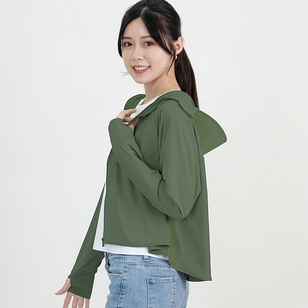 VOLA 維菈織品~冰絲涼感防曬外套(1件入) 款式可選 VOLA 維菈織品~冰絲涼感防曬外套(1件入) 款式可選