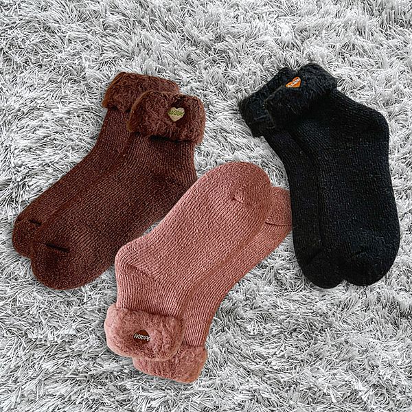 AMICA~22195#反摺愛心刺繡中筒襪(1雙入) 款式可選 AMICA~22195#反摺愛心刺繡中筒襪(1雙入) 款式可選