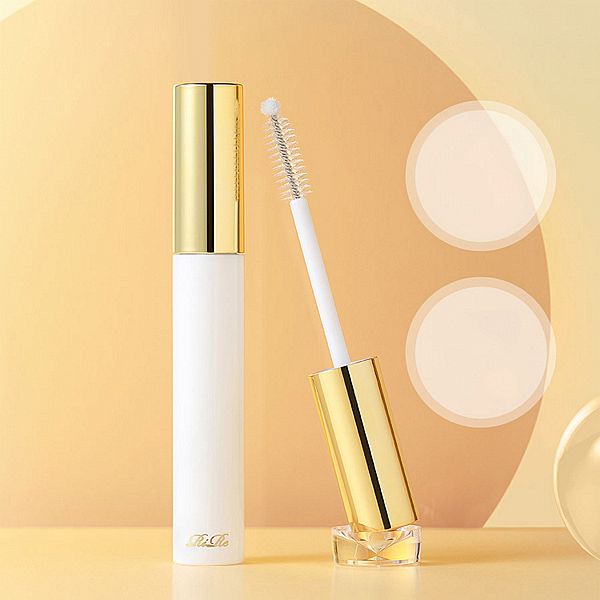 韓國 RiRe~LUXE睫毛纖長滋養精華液 黃金加強版(8g) 韓國 RiRe~LUXE睫毛纖長滋養精華液 黃金加強版(8g)