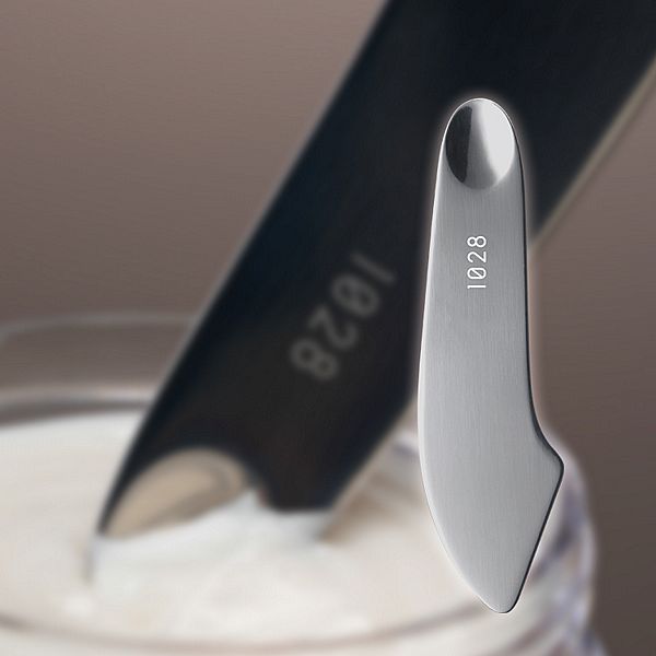 1028~輕薄服貼粉底抹刀(寬版)1入 1028~輕薄服貼粉底抹刀(寬版)1入