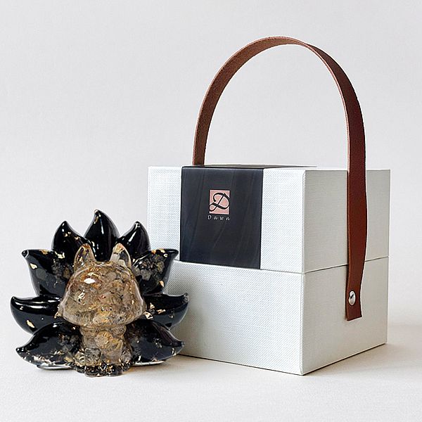 Dawn Fashion 彤恩時尚~水晶狐仙(綠髮晶/黃髮晶+白色禮盒)1組入 款式可選 Dawn Fashion 彤恩時尚~水晶狐仙(綠髮晶/黃髮晶+白色禮盒)1組入 款式可選