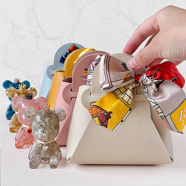 Dawn Fashion 彤恩時尚~包好運水晶熊(1入) 款式可選 Dawn Fashion 彤恩時尚~包好運水晶熊(1入) 款式可選