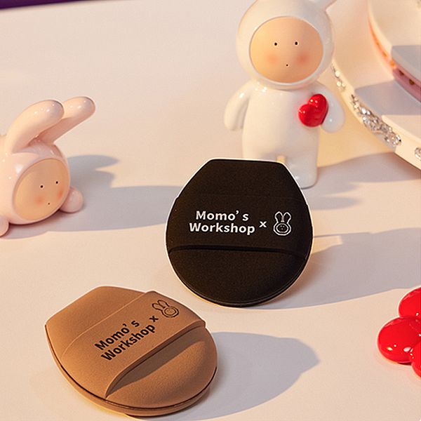 momo's wokshop 毛吉吉x安東尼不二兔~TATAMI粉撲(黑+棕)1組入 款式可選 momo's wokshop 毛吉吉x安東尼不二兔~TATAMI粉撲(黑+棕)1組入 款式可選