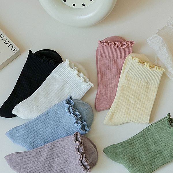 AMICA ~23151#純色木耳邊羅紋中筒襪(1雙入) 款式可選 AMICA ~23151#純色木耳邊羅紋中筒襪(1雙入) 款式可選