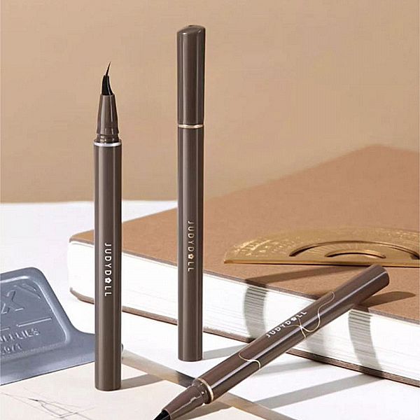 Judydoll 橘朵~纖細流雲眼線液筆(0.5ml) 款式可選 Judydoll 橘朵~纖細流雲眼線液筆(0.5ml) 款式可選