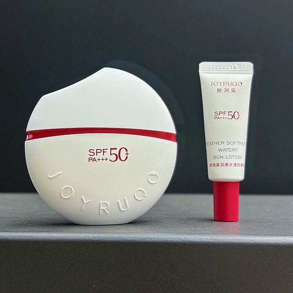 <1大+1小超值組合> JOYRUQO 嬌潤泉~羽感水漾防曬乳液(8g)+羽感水漾防曬乳液(40g) <1大+1小超值組合> JOYRUQO 嬌潤泉~羽感水漾防曬乳液(8g)+羽感水漾防曬乳液(40g)