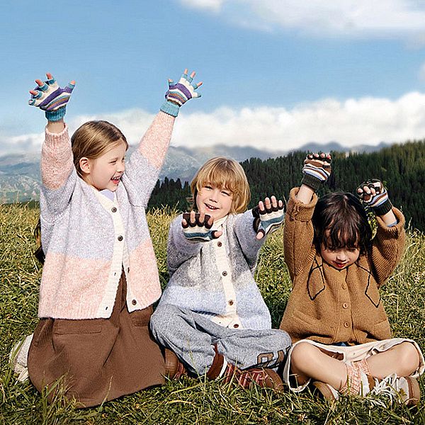 Kocotree~石墨烯翻蓋手套(1雙入) 款式可選 Kocotree~石墨烯翻蓋手套(1雙入) 款式可選