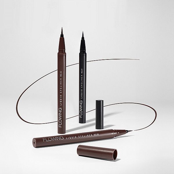 Solone~持久流暢眼線液筆EX(0.55ml) 款式可選 Solone~持久流暢眼線液筆EX(0.55ml) 款式可選