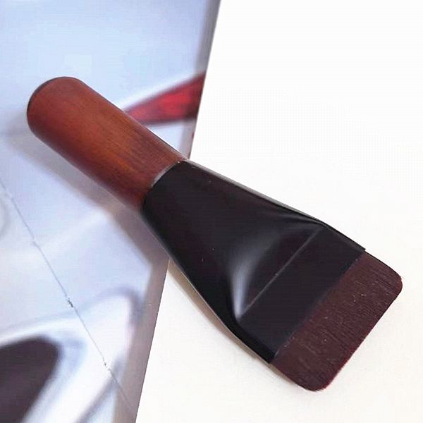 迷你一字型平頭粉底刷/面膜刷(1入) 迷你一字型平頭粉底刷/面膜刷(1入)