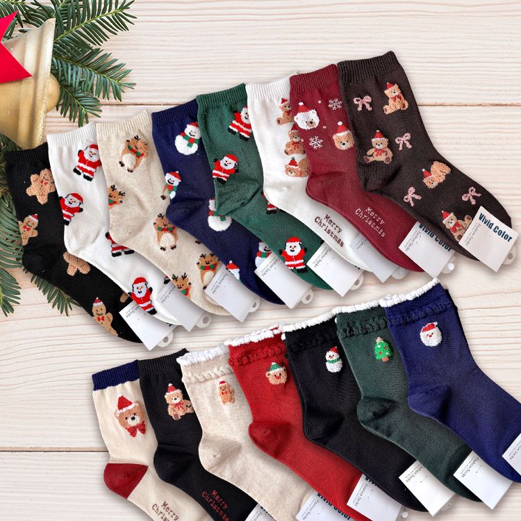 AMICA~韓國中筒聖誕襪(1雙入) 款式可選 AMICA~韓國中筒聖誕襪(1雙入) 款式可選