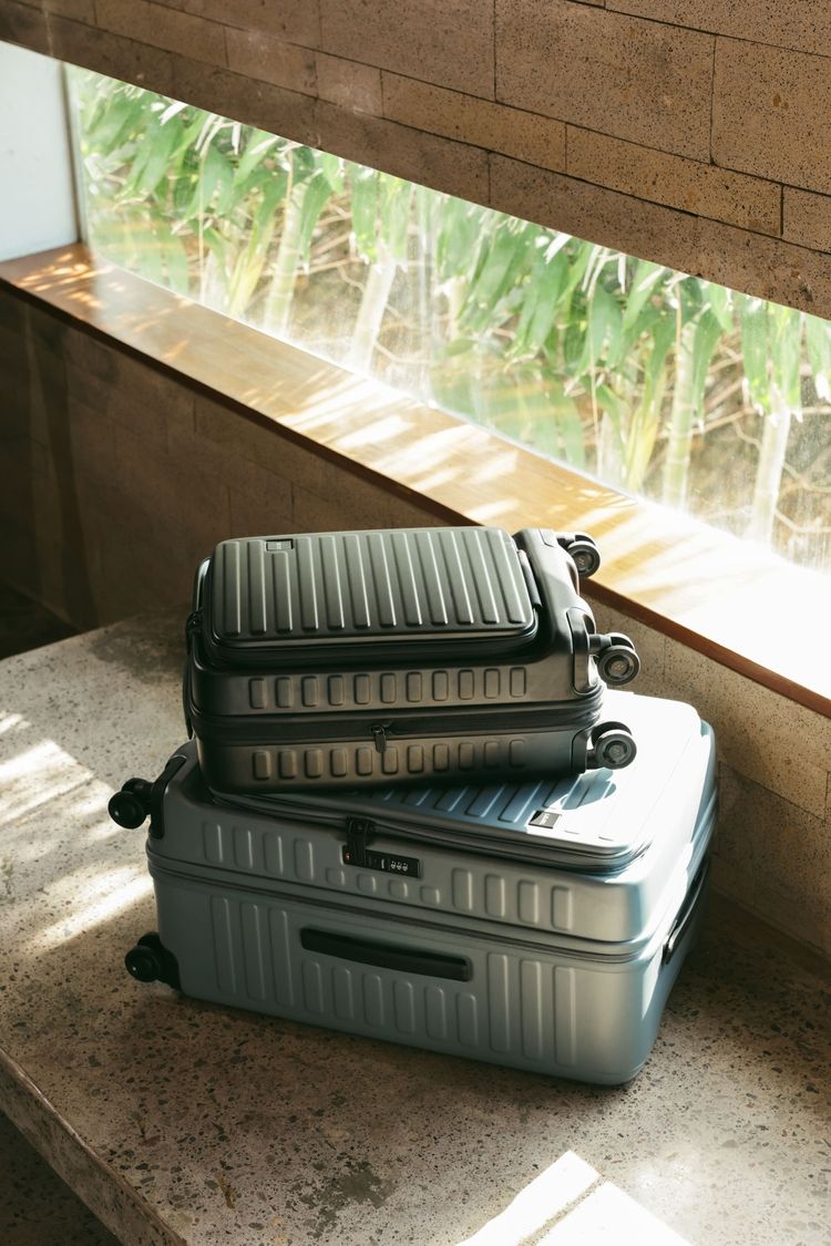 20251103144315628_750_0_80.jpg 登機箱 前開式 擴充 LOJEL