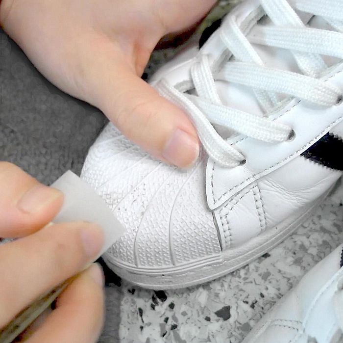 C:\Users\S3-81\Desktop\日本JEWEL canvas sneakers cleaner鞋子專用橡皮擦\完成\LOOK02-1.jpg