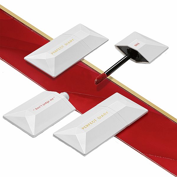 《官方授權經銷》Perfect Diary 完美日記~薄透霧感名片唇釉(4g) 款式可選