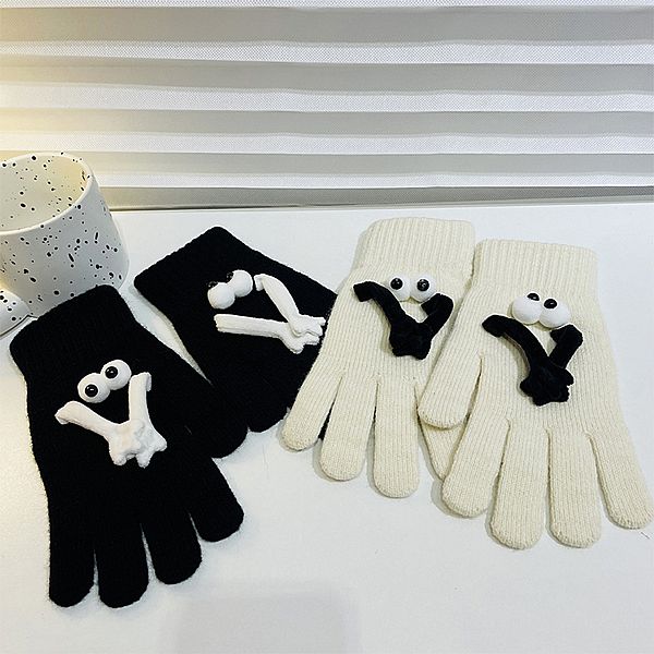 可愛磁吸牽牽小手保暖手套(黑色／米色)1雙入 款式可選