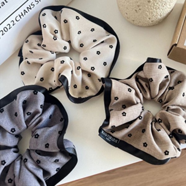 小花花包邊大腸圈(米黃／卡其／灰）1入 款式可選